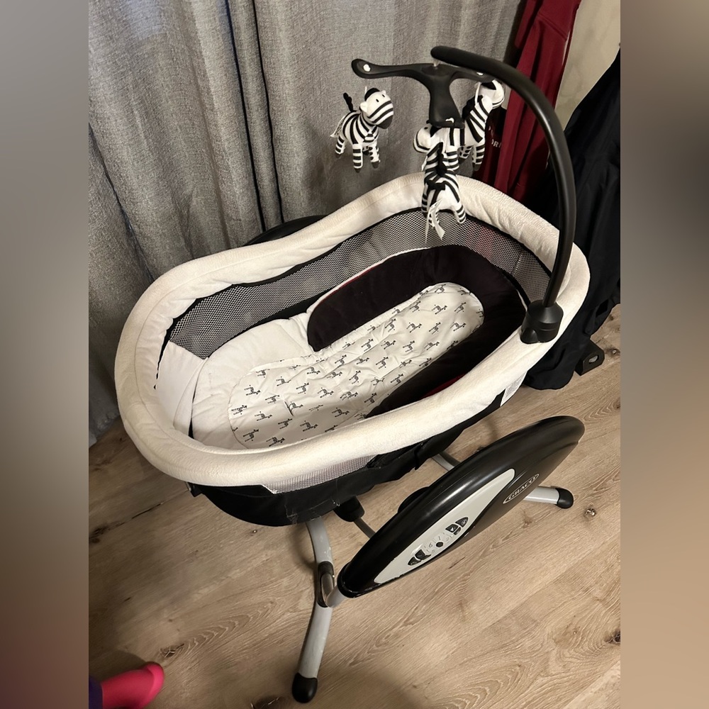 Graco swing & bassinet.